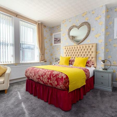 Valentine Lodge Over 21 Adult Couples Only Blackpool Buitenkant foto
