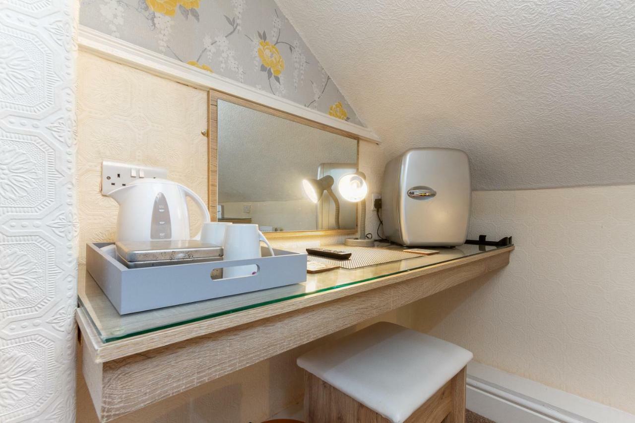 Valentine Lodge Over 21 Adult Couples Only Blackpool Buitenkant foto