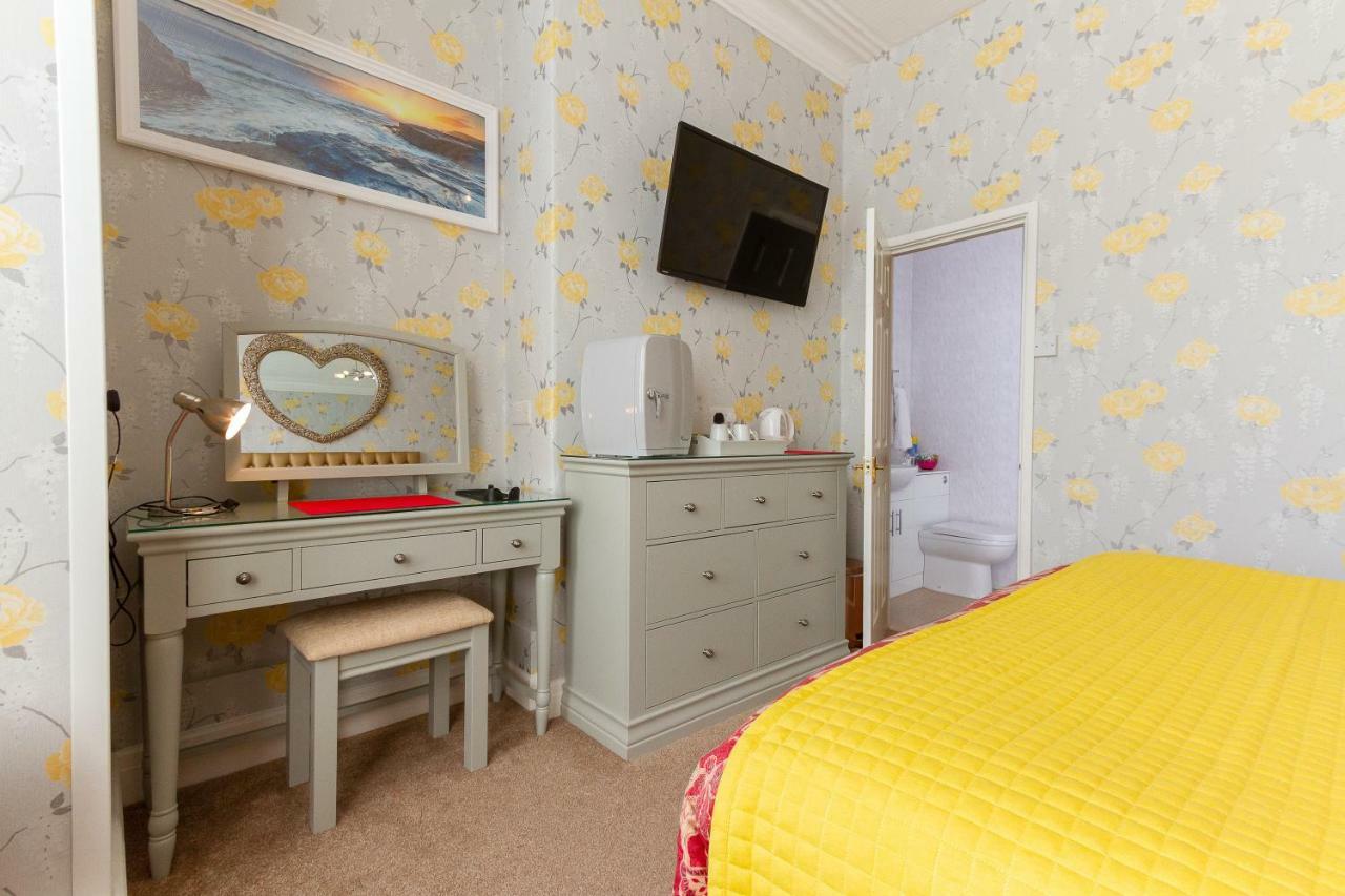 Valentine Lodge Over 21 Adult Couples Only Blackpool Buitenkant foto