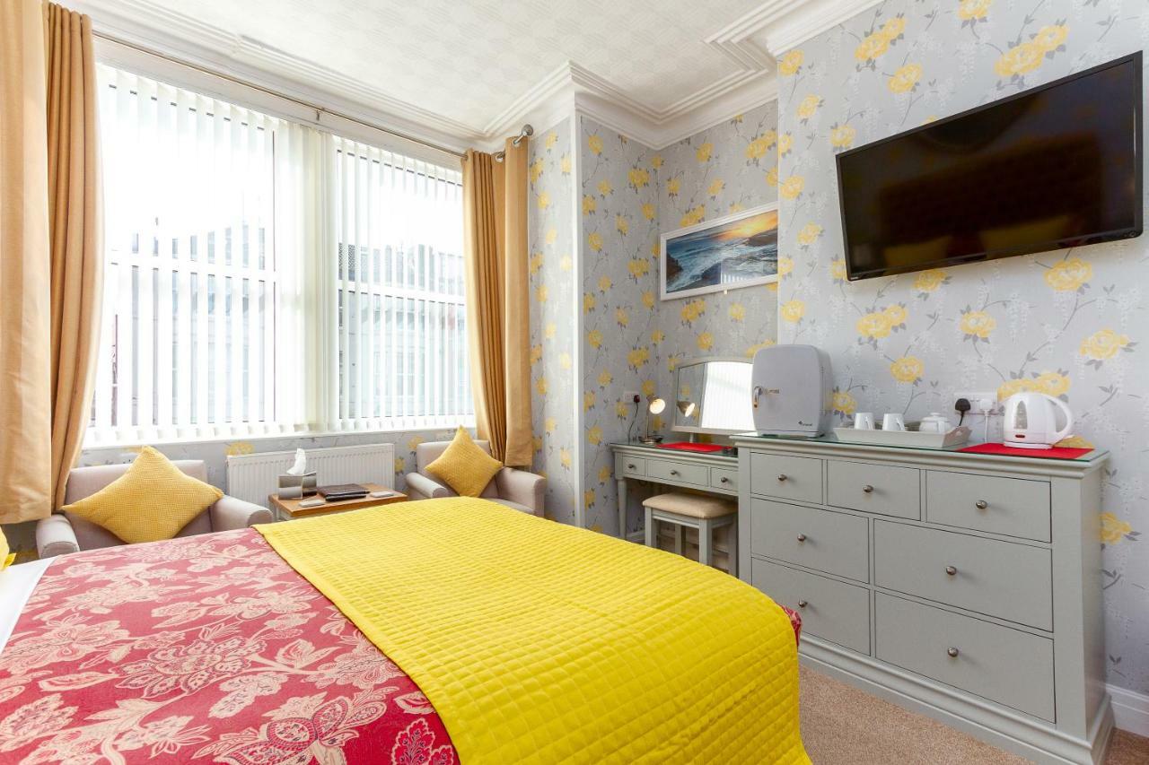 Valentine Lodge Over 21 Adult Couples Only Blackpool Buitenkant foto