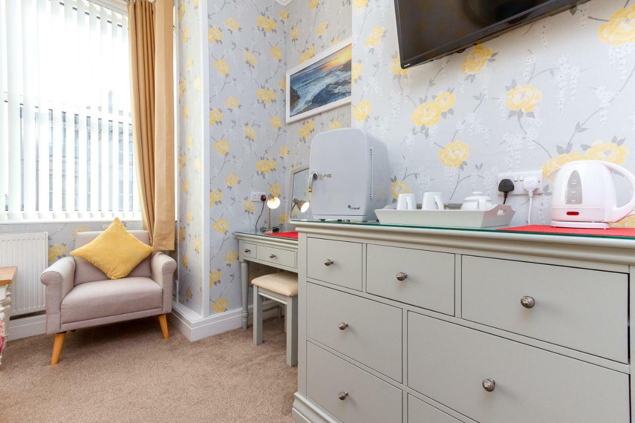 Valentine Lodge Over 21 Adult Couples Only Blackpool Buitenkant foto