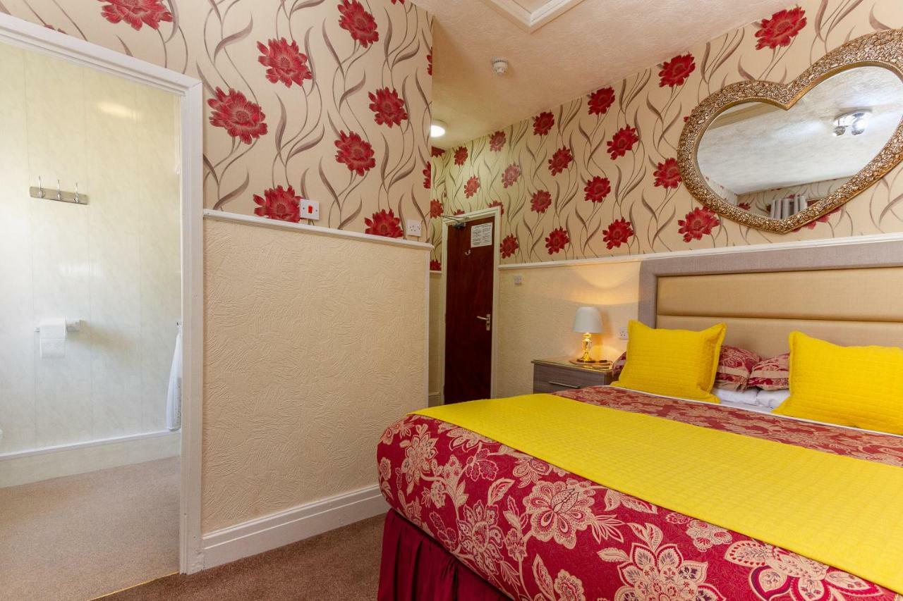 Valentine Lodge Over 21 Adult Couples Only Blackpool Buitenkant foto