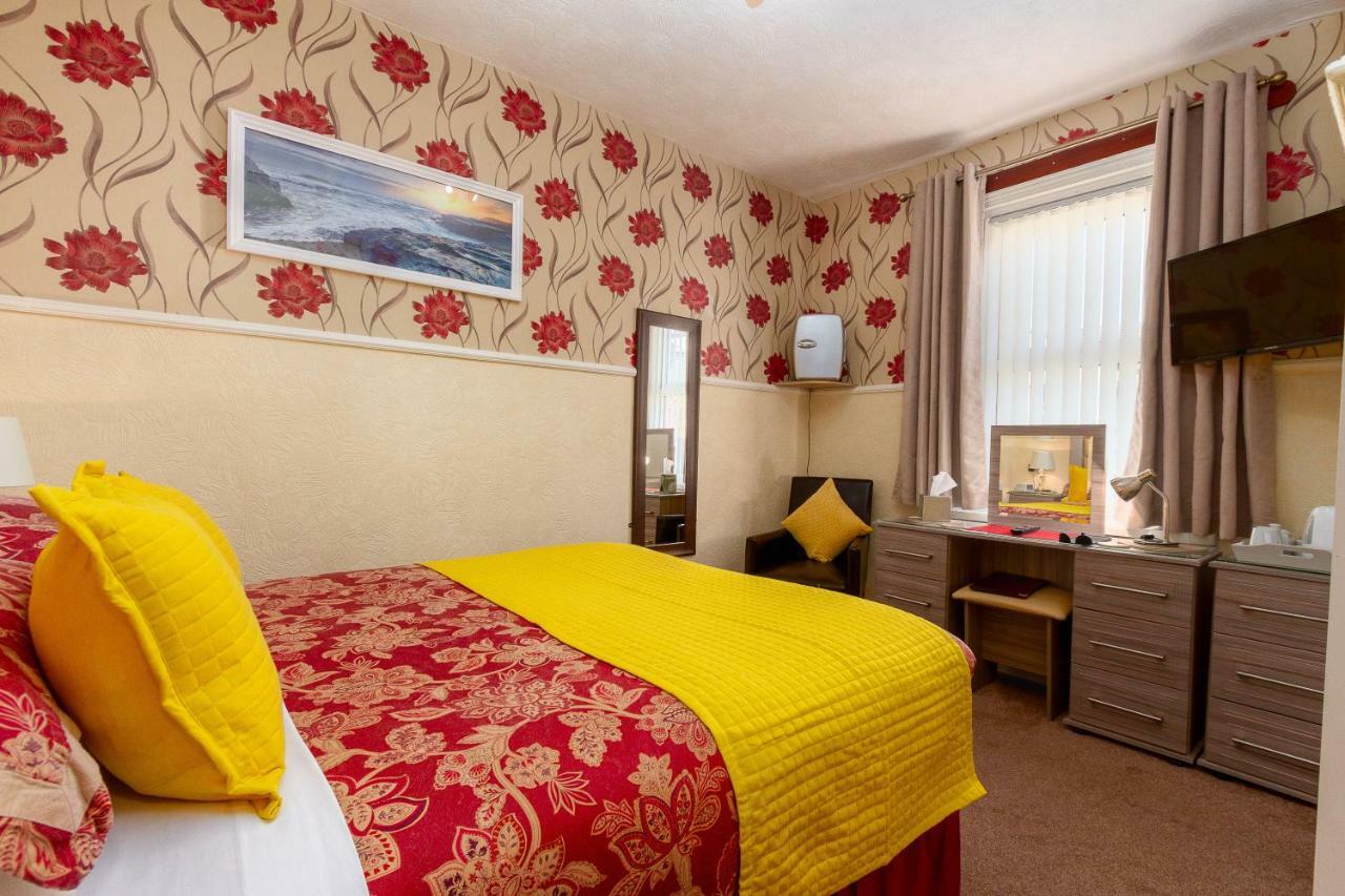 Valentine Lodge Over 21 Adult Couples Only Blackpool Buitenkant foto