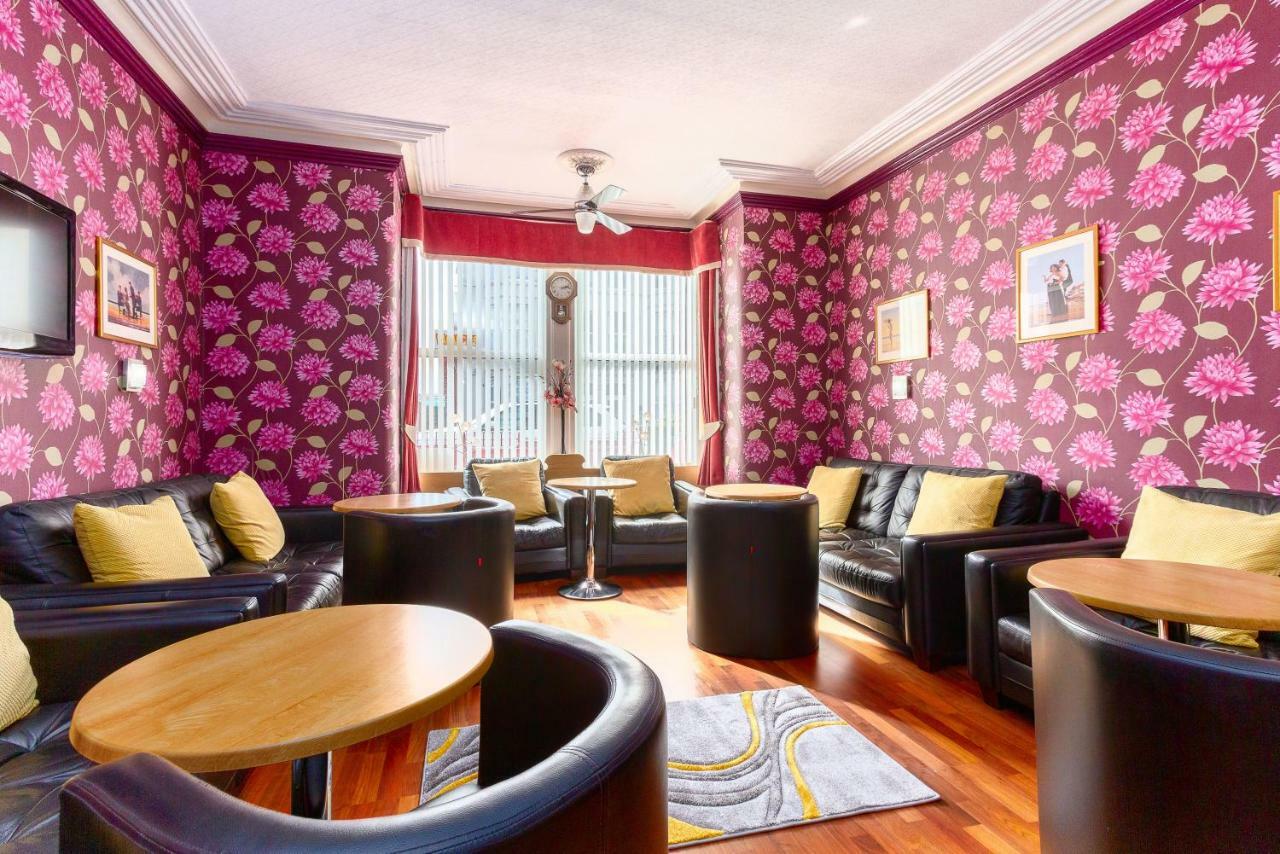 Valentine Lodge Over 21 Adult Couples Only Blackpool Buitenkant foto