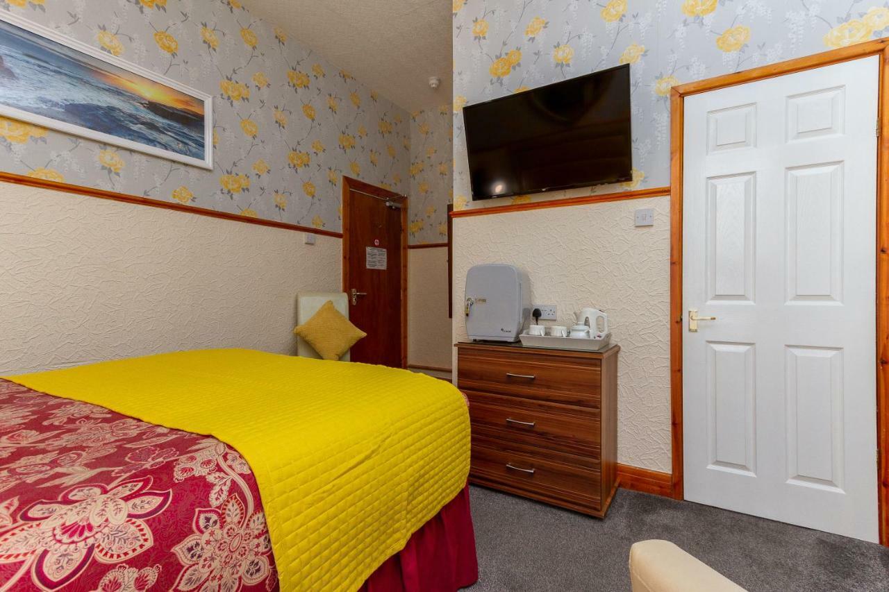 Valentine Lodge Over 21 Adult Couples Only Blackpool Buitenkant foto